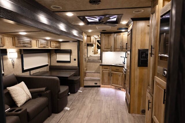 Living Quarters in BI8X18FK Bighorn Edition Horse Trailer | Lakota Trailers