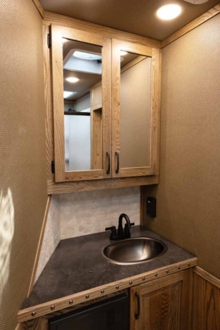 Bathroom Sink in IN8X15SR Infinity Edition Horse Trailer | Lakota Trailers