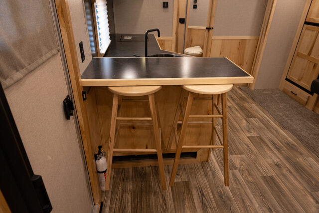 Bar in CH8X14CE Charger Edition Horse Trailer | Lakota Trailers