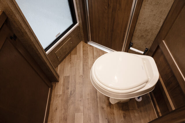 Bathroom Area in LYX9RK Legacy Edition Horse Trailer | Lakota Trailers Bathroom Area in LYX9RK Legacy Edition Horse Trailer | Lakota Trailers