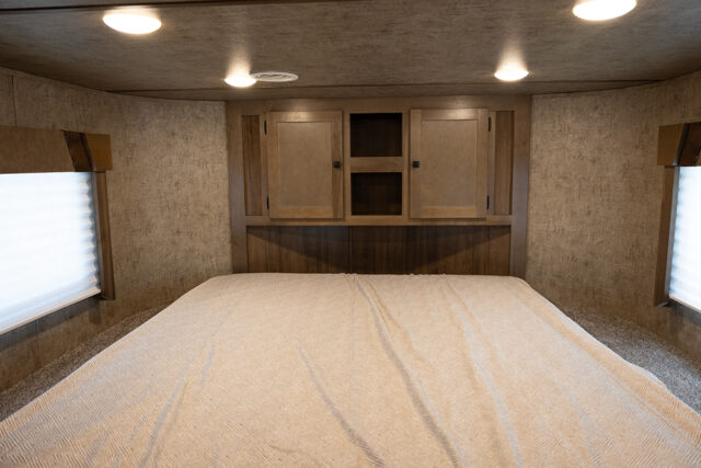 Bed in Gooseneck in LY8X11RK Legacy Edition Horse Trailer | Lakota Trailers Bed in Gooseneck in LY8X11RK Legacy Edition Horse Trailer | Lakota Trailers